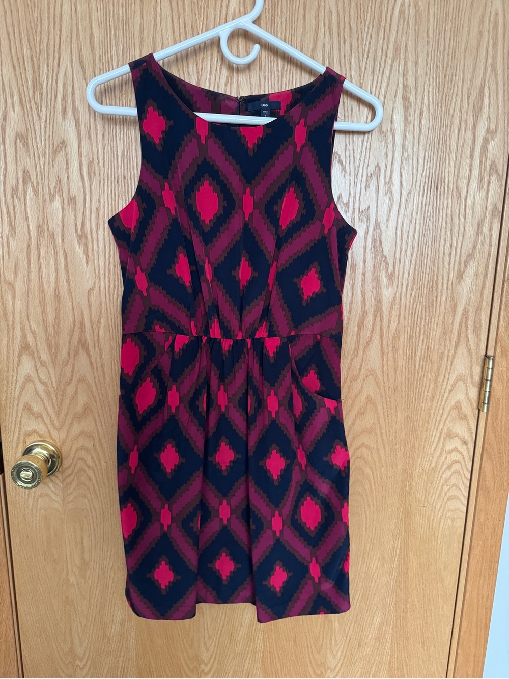 Gap Aztec Print Sleeveless Sheath Dress with Pockets